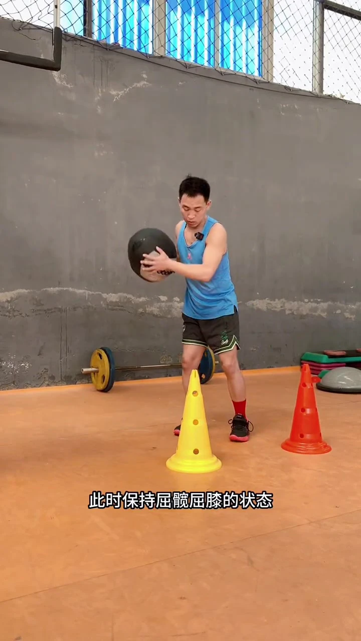 成年人如何在业余时间练习篮球接球技巧?_2